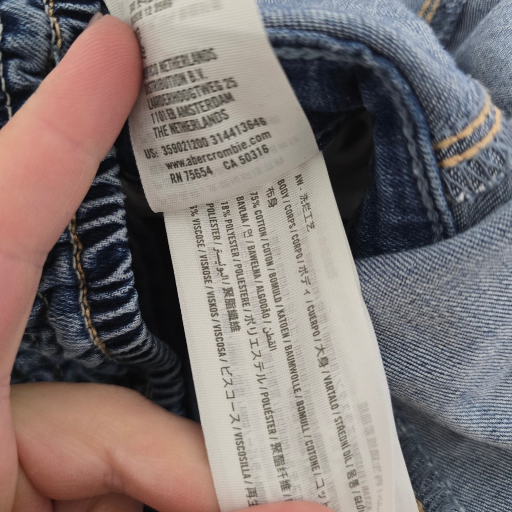 Hollister Medium Wash‎ Denim Wide Leg Jumpsuit Blue Smocked Back Small - Picture 4 of 10